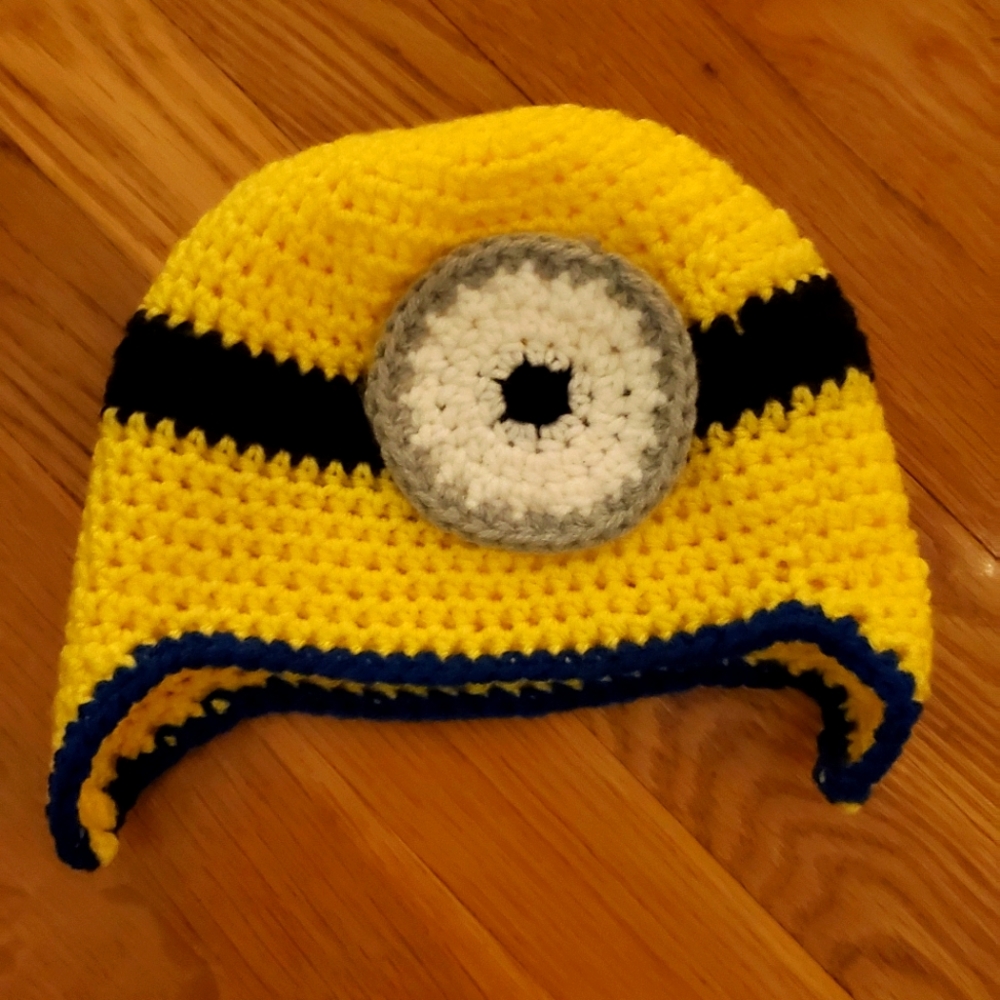 Children knitted minion hat